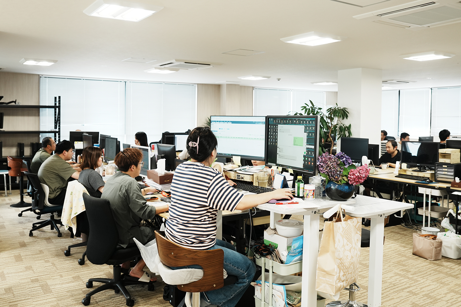 社員の働く様子